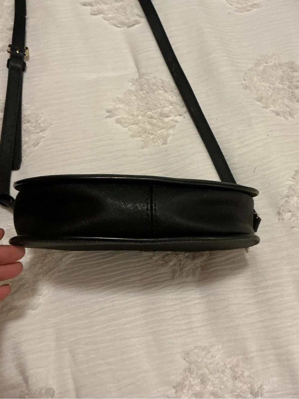 Michael Kors compact oval
